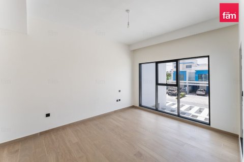 Townhouse in Dubai 4 bedrooms, 144 sq.m. № 141314 - photo 9