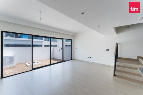 Townhouse in Dubai 4 bedrooms, 144 sq.m. № 141314 - photo 7