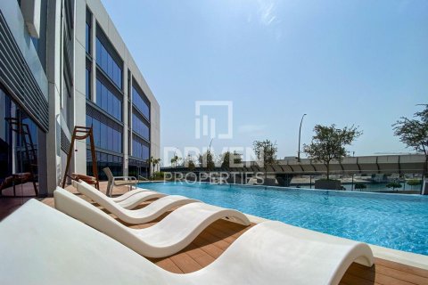Квартира в Аль-Васле, Дубай, 1 спальня, 87.14м², № 128406