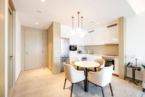 Снять в аренду квартиру в Address Harbour Point, Dubai Creek Harbour (The Lagoons), Дубай: 1 спальня, 72.46м², № 128414 - фото 12