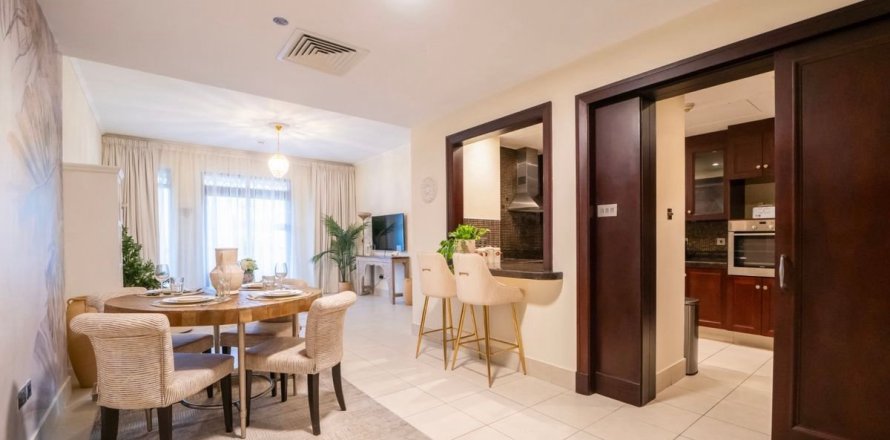 Apartamento en Old Town, Dubai, 2 dormitorios, 123.7 m², № 137731