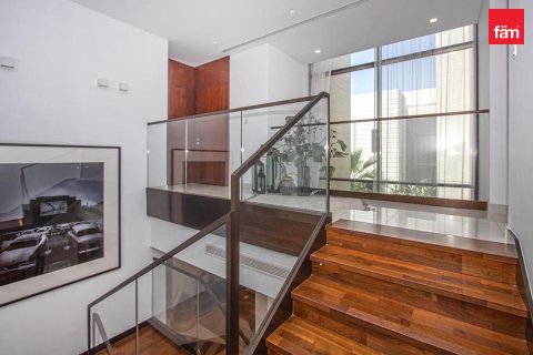 Villa en Dubai, 4 dormitorios, 388.4 m², № 141444 - foto 14