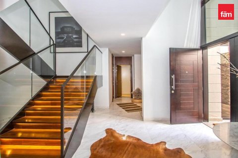 Villa en Dubai, 4 dormitorios, 388.4 m², № 141444 - foto 13
