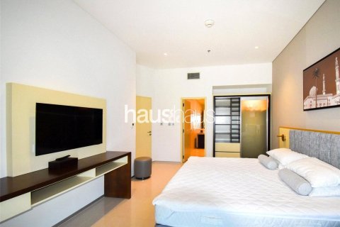 Apartment in Sheikh Zayed Road, Dubai 2 bedrooms, 119 sq.m. № 45247 - photo 2