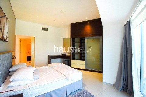 Apartment in Sheikh Zayed Road, Dubai 2 bedrooms, 119 sq.m. № 45247 - photo 6