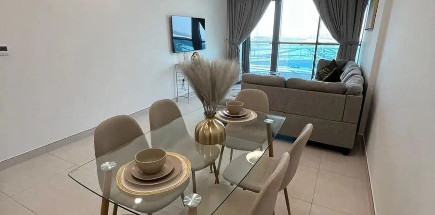 Apartamento en Business Bay, Dubai, 1 dormitorio, 72.6 m², № 112971