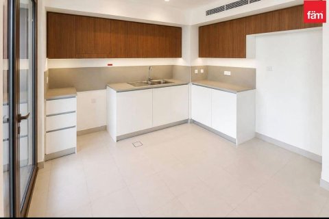 Таунхаус в Дубае, 3 спальни, 128.6м², № 137800