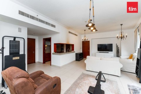 Apartment in Downtown Dubai (Downtown Burj Dubai), Dubai 1 bedroom, 95.2 sq.m. № 137814 - photo 2