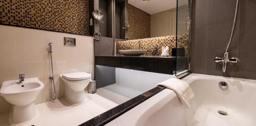 Apartment in UPPER CREST in Downtown Dubai (Downtown Burj Dubai), Dubai 3 bedrooms, 471 sq.m. № 30347