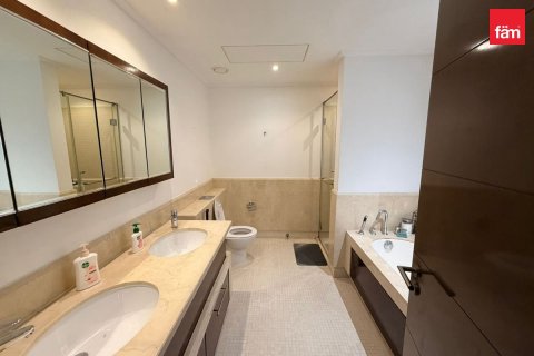 Apartment in Downtown Dubai (Downtown Burj Dubai), Dubai 2 bedrooms, 156 sq.m. № 141486 - photo 10