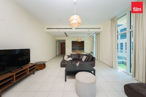 Appartement à Business Bay, Dubai, 1 chambre, 123.5 m², № 133935 - photo 2