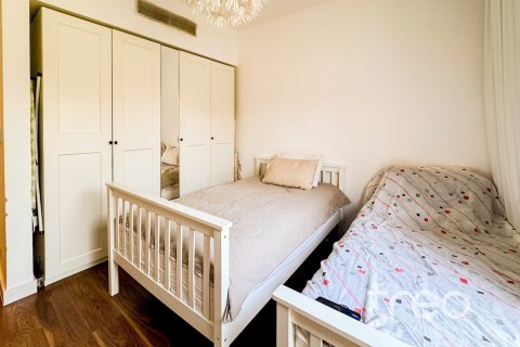 Townhouse in EMAAR South, Dubai South (Dubai World Central), Dubai 2 bedrooms, 158.86 sq.m. № 133933 - photo 17