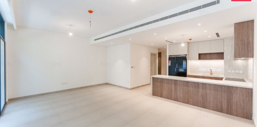 Villa à Dubai, 3 chambres, 168 m², № 133939