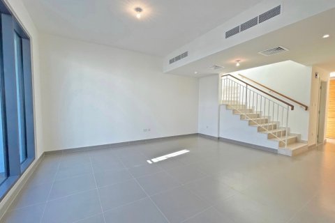Снять в аренду виллу в Дубай Хилс Эстейт, Дубай: 3 спальни, 207м², № 101344 - фото 18