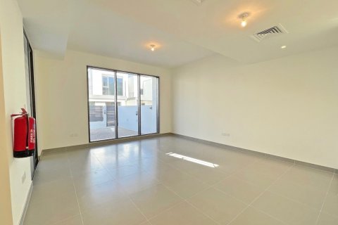 Снять в аренду виллу в Дубай Хилс Эстейт, Дубай: 3 спальни, 207м², № 101344 - фото 10