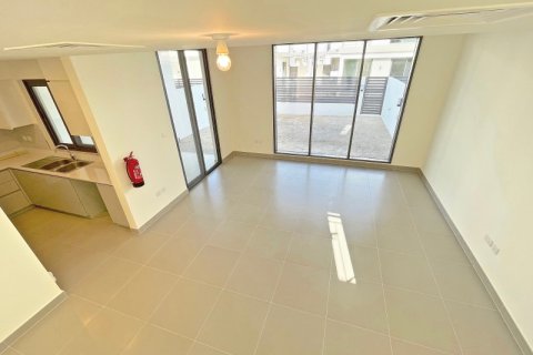 Снять в аренду виллу в Дубай Хилс Эстейт, Дубай: 3 спальни, 207м², № 101344 - фото 6