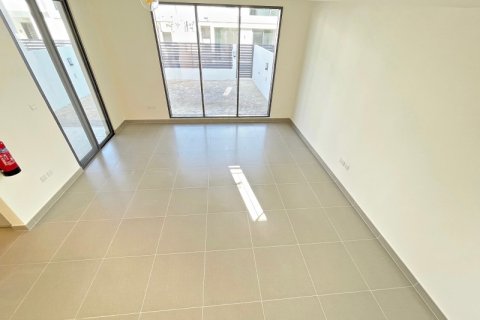 Снять в аренду виллу в Дубай Хилс Эстейт, Дубай: 3 спальни, 207м², № 101344 - фото 14