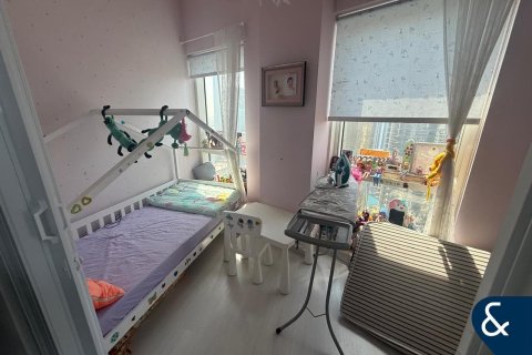 Apartment in Jumeirah Lake Towers, Dubai 2 bedrooms, 181 sq.m. № 75711 - photo 6