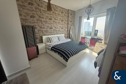 Apartment in Jumeirah Lake Towers, Dubai 2 bedrooms, 181 sq.m. № 75711 - photo 4