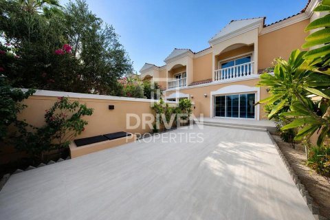 Maison de ville à Jumeirah Village Triangle, Dubai, 2 chambres, 180.05 m², № 138226 - photo 15