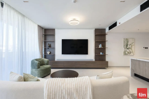 Apartment in Meydan, Dubai 2 bedrooms, 173.2 sq.m. № 118386 - photo 17