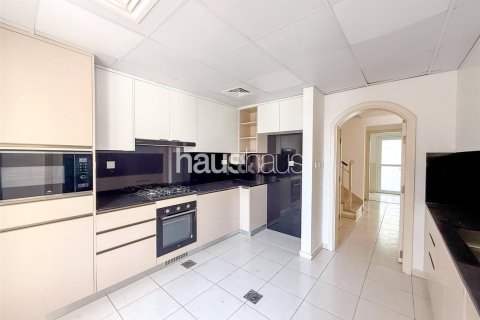 Villa in The Springs, Dubai 3 bedrooms, 210 sq.m. № 43403 - photo 11