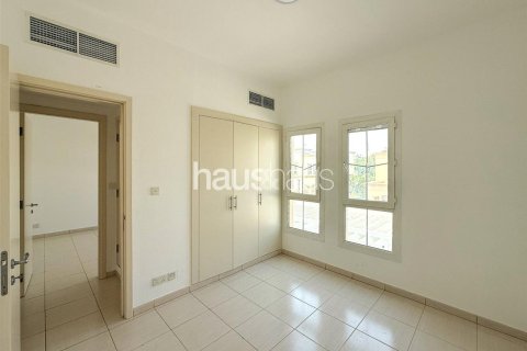 Villa in The Springs, Dubai 3 bedrooms, 210 sq.m. № 43403 - photo 15