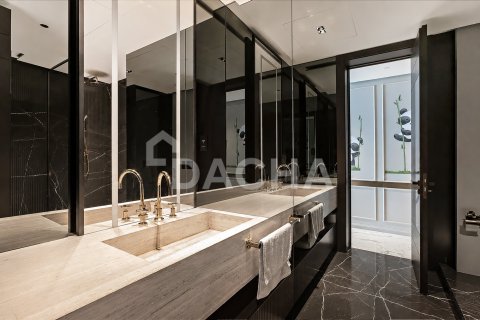 Apartment in The Address Jumeirah Resort and Spa, Jumeirah Beach Residence, Dubai 5 bedrooms, 394 sq.m. № 137969 - photo 2