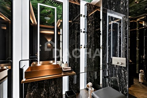 Apartment in The Address Jumeirah Resort and Spa, Jumeirah Beach Residence, Dubai 5 bedrooms, 394 sq.m. № 137969 - photo 13