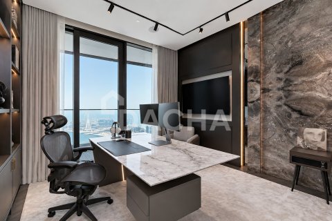 Apartment in The Address Jumeirah Resort and Spa, Jumeirah Beach Residence, Dubai 5 bedrooms, 394 sq.m. № 137969 - photo 14