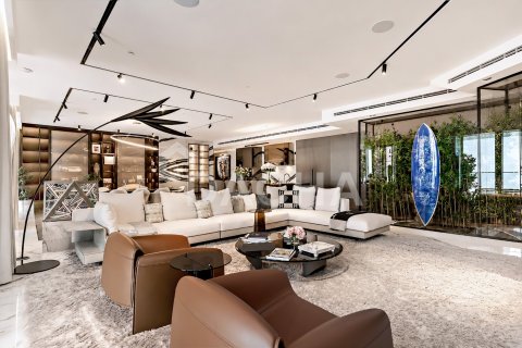 Apartment in The Address Jumeirah Resort and Spa, Jumeirah Beach Residence, Dubai 5 bedrooms, 394 sq.m. № 137969 - photo 9