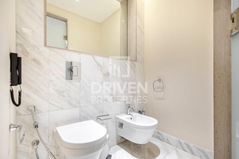 Снять в аренду квартиру в The Address Residence Fountain Views, Даунтаун Дубай (Даунтаун Бурдж Дубай), Дубай: 3 спальни, 183.76м², № 136749 - фото 18