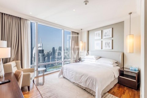 Снять в аренду квартиру в The Address Residence Fountain Views, Даунтаун Дубай (Даунтаун Бурдж Дубай), Дубай: 3 спальни, 183.76м², № 136749 - фото 6