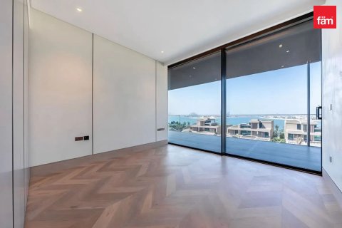 Appartement à Palm Jumeirah, Dubai, 3 chambres, 315.4 m², № 141778 - photo 2