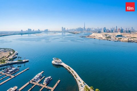 Apartment in Dubai 3 bedrooms, 197.4 sq.m. № 115664