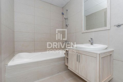Appartement à District 13, Jumeirah Village Circle, Dubai, 2 chambres, 141.49 m², № 129759 - photo 5