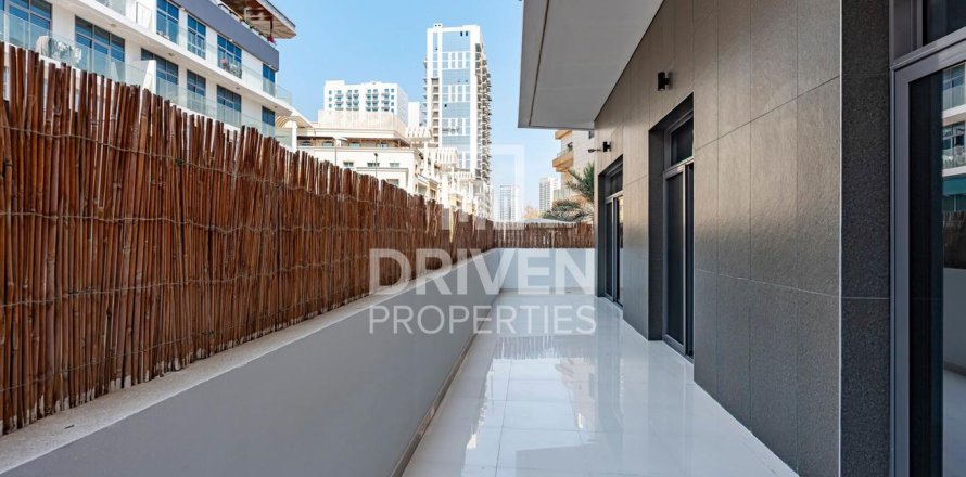 Appartement à District 13, Jumeirah Village Circle, Dubai, 2 chambres, 141.49 m², № 129759