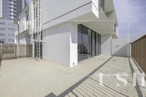 Купить таунхаус в District One, Мохаммед Бин Рашид Сити, Дубай: 4 спальни, 368м², № 39395 - фото 18