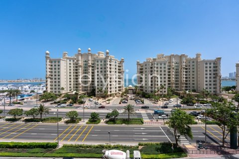 Купить квартиру в Shoreline Apartments, Пальма Джумейра, Дубай: 3 спальни, 206м², № 38086 - фото 3