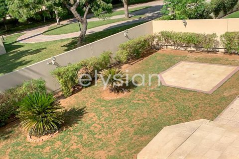 Villa in Meadows 8, Meadows, Dubai 4 bedrooms, 334 sq.m. № 38140 - photo 12
