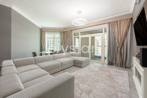 Apartment in Shoreline Apartments, Palm Jumeirah, Dubai 3 bedrooms, 203 sq.m. № 38085