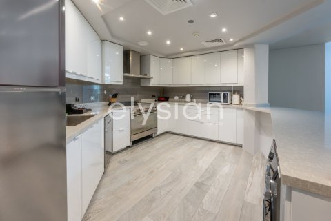 Apartment in Shoreline Apartments, Palm Jumeirah, Dubai 3 bedrooms, 203 sq.m. № 38085 - photo 15