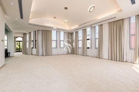 Villa en Emirates Hills, Dubai, 8 dormitorios, 1724 m², № 114641 - foto 14