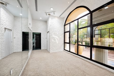 Villa en Emirates Hills, Dubai, 8 dormitorios, 1724 m², № 114641 - foto 8