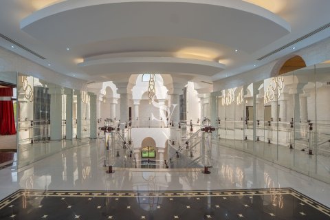 Villa en Emirates Hills, Dubai, 8 dormitorios, 1724 m², № 114641 - foto 13