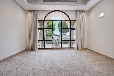 Villa en Emirates Hills, Dubai, 8 dormitorios, 1724 m², № 114641 - foto 2