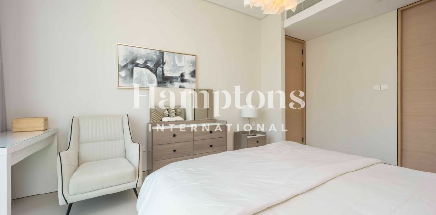 Apartamento en Jumeirah Beach Residence, Dubai, 1 dormitorio, 79.525 m², № 114652