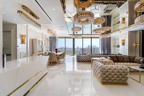 Apartment in Palm Jumeirah, Dubai 3 bedrooms, 317 sq.m. № 120352 - photo 4