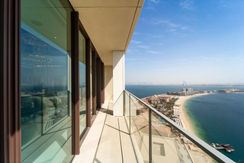 Apartment in Palm Jumeirah, Dubai 3 bedrooms, 317 sq.m. № 120352 - photo 19