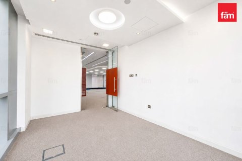 Снять в аренду офис в Дубай Марине, Дубай: 344.3м², № 124342 - фото 23